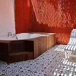 Ala Alacati Hotel *