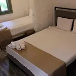 Ala Alacati *