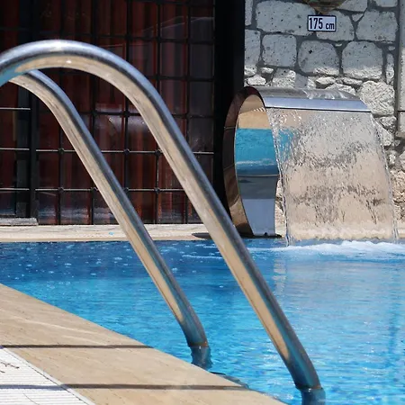 Ala Alacati Çeşme